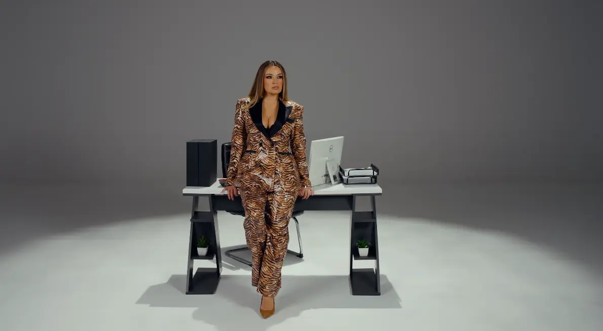 Mimoza Shkodra dhe Skivi publikojnë këngën “Diva” (VIDEO)