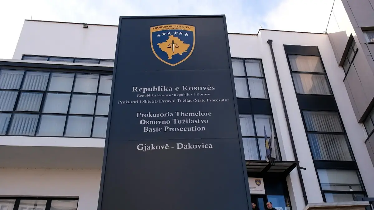 Dyshohet se vodhi 8 mijë euro, Prokuroria e Gjakovës kërkon masën e sigurisë
