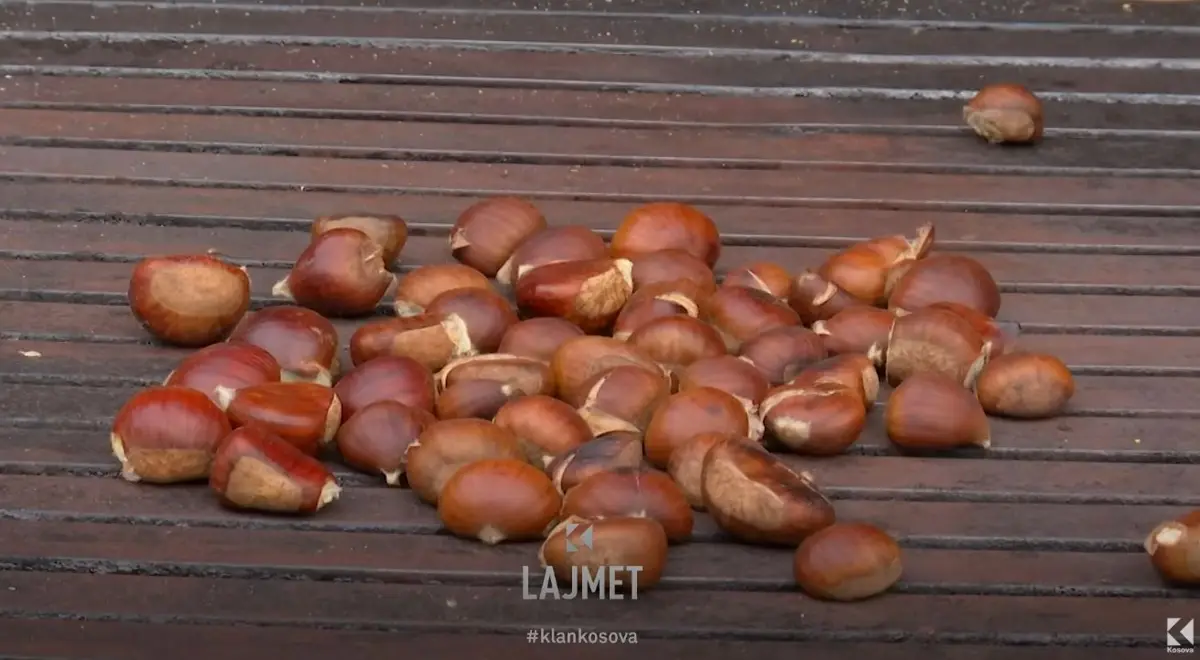 Festivali tradicional: Deçani ia sheh hairin gështenjave (VIDEO)