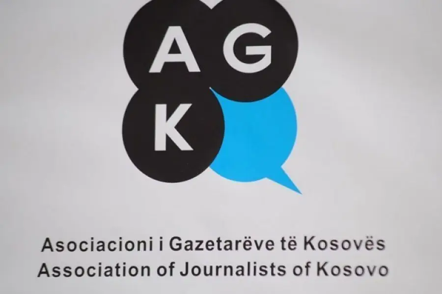 AGK-ja reagon pas largimit të shtatë gazetarëve nga Klan Kosova