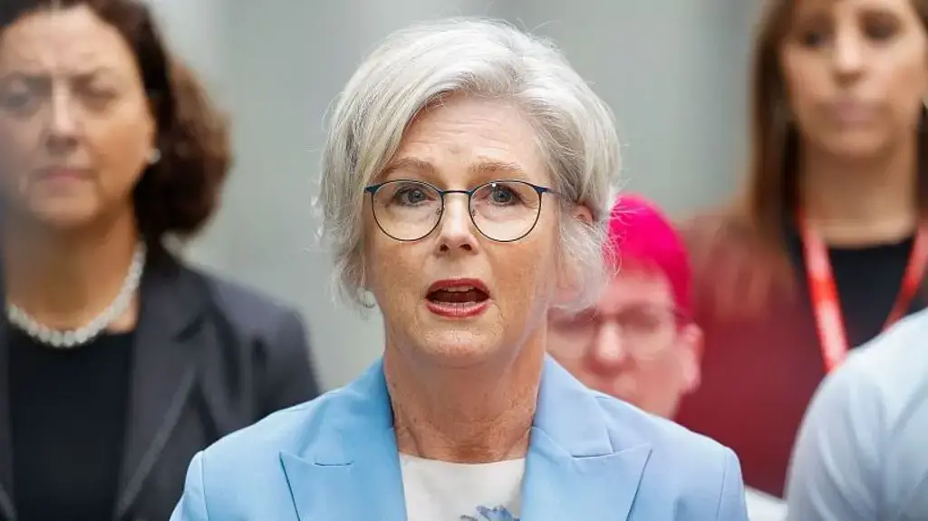 Deputetja australiane goditet nga një veturë, kryeministri dyshon për akt të qëllimshëm