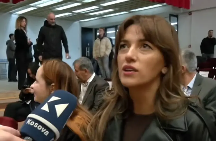 A po përgatitet VV-ja për ndryshimin e kryetarit? Haxhiu flet për Klanin (VIDEO)