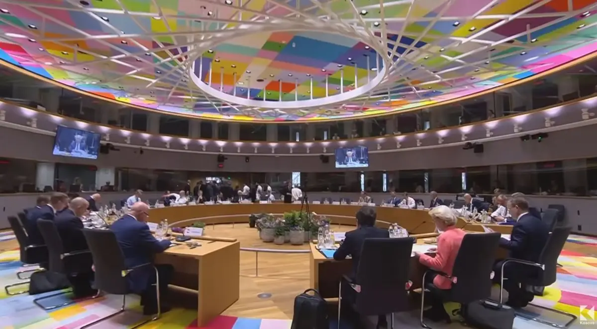 Draft raporti: Kosova nuk lëvizë, larg hyrjes në BE