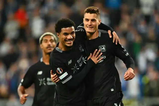 Leverkusen bindës, Lyon e fitoi duelin e fortë ndaj C.Palace