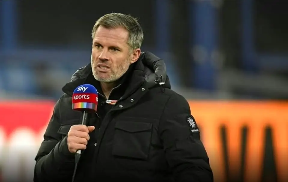 Aston Villa padit Jamie Carragher