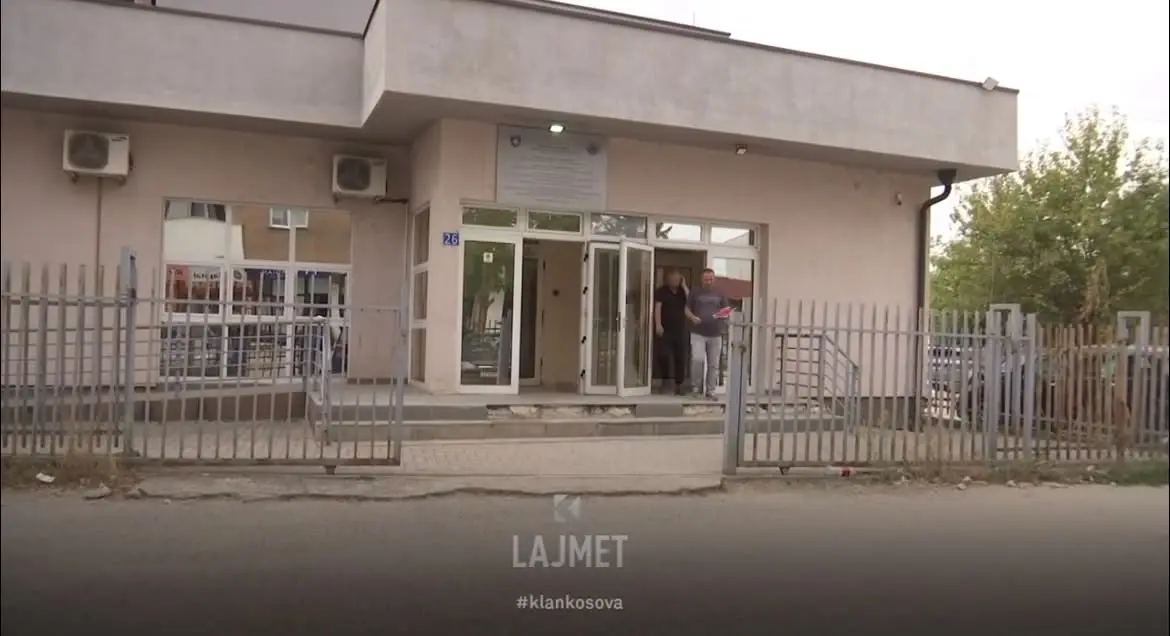 Lipjani dhe Malisheva pa rrjet në Qendrat e Regjistrimit të Automjeteve që nga dje