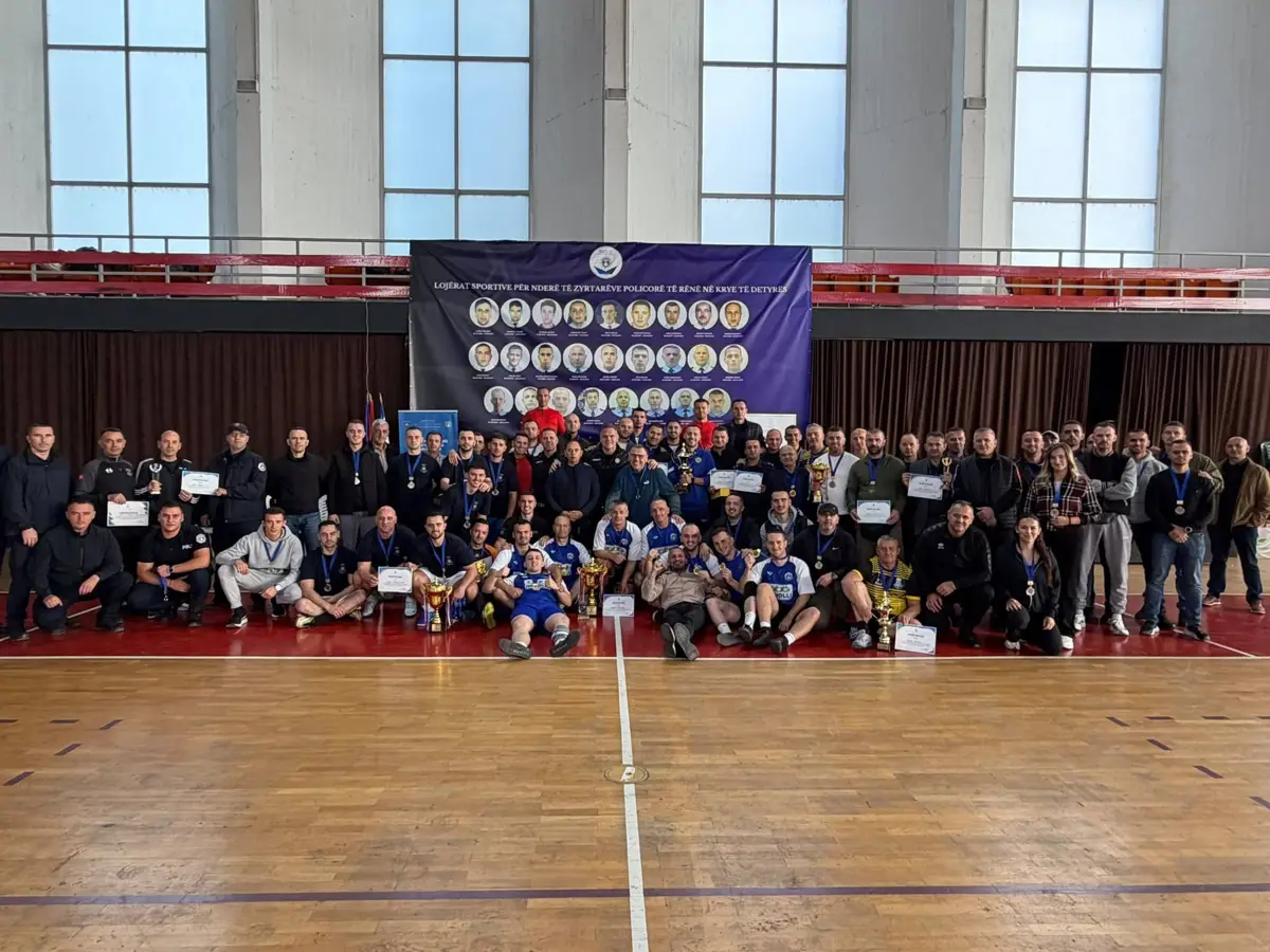 Shpallen fituesit e Turneut Sportiv në nderim të 26 heronjve të Policisë