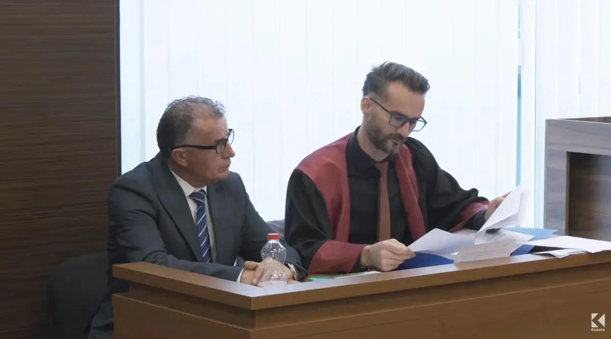 Mësimdhënësi në gjykatë: Tregoi shkeljet – humbi punën, paditi DKA-në (VIDEO)