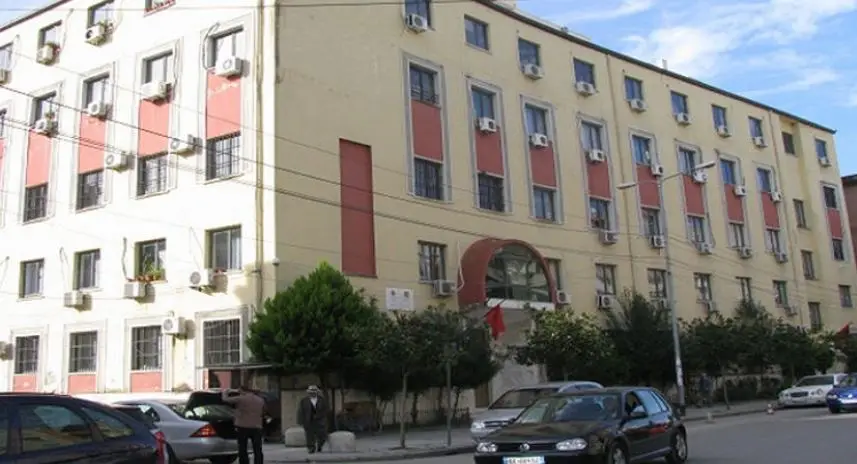 Gjykata e Durrësit liron 18 të arrestuarit e protestës, 4 të tjerë në ‘arrest shtëpie’