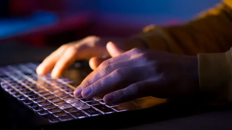 Faqet e internetit bien në mbarë botën pas një përditësimi kritik të sigurisë kibernetike