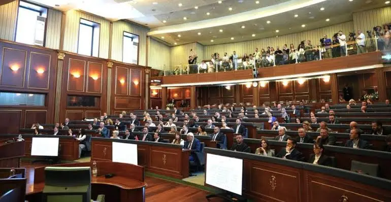 Ligji i Speciales sërish në Kuvend, a do t’i marrë përsëri votat? (VIDEO)