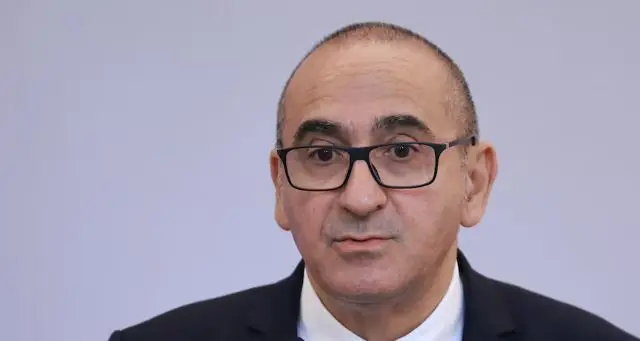 Ministri i brendshëm francez do të angazhojë 70,000 policë për protestat në natën e Halloween-it
