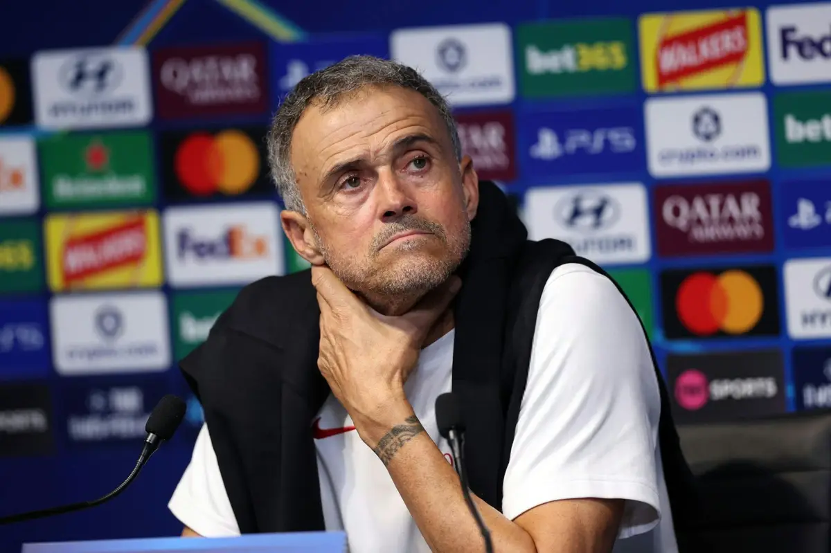 Luis Enrique: Jam këtu për të folur për futbollin, jo për çështje tjera