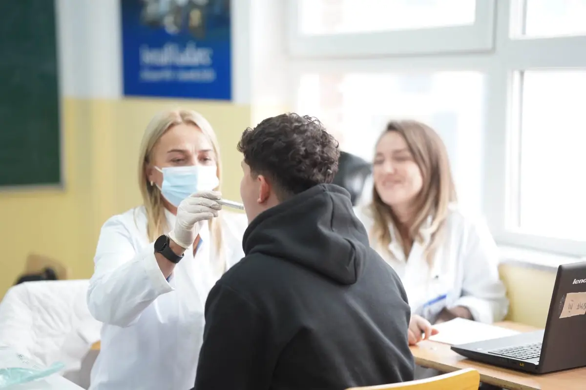 Rreth 9 mijë nxënës në Prishtinë do t’i nënshtrohen kontrolleve sistematike mjekësore