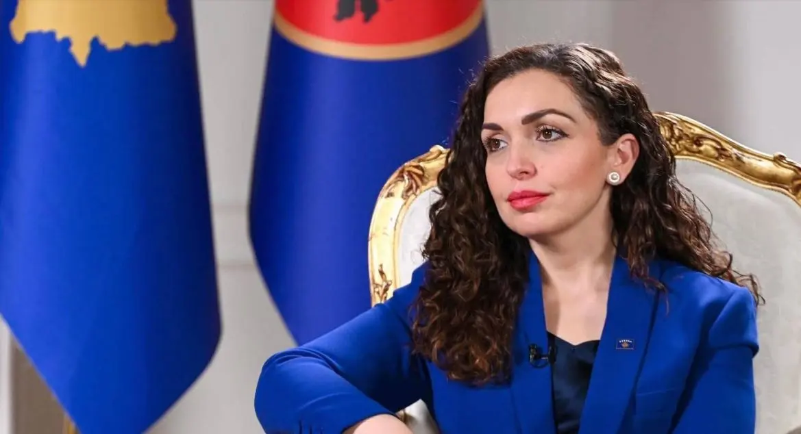 Suksesi i ushtarëve në ShBA, Osmani: Ari për FSK-në, krenari për Kosovën!