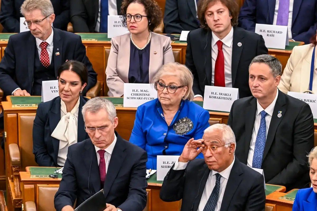 Shiroka Pula në seancën solemne të parlamentit hungarez, kujtohet revolucioni që sfidoi regjimin komunist