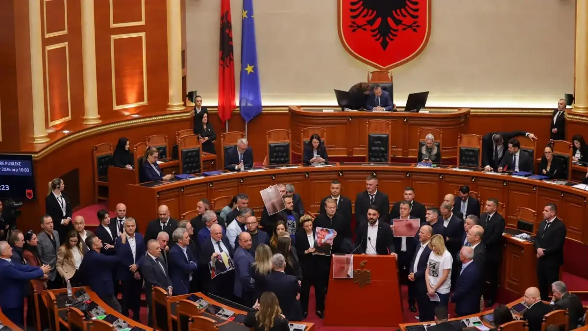 “Etika” përjashton me 60 ditë nga Kuvendi i Shqipërisë 6 deputetët e PD-së