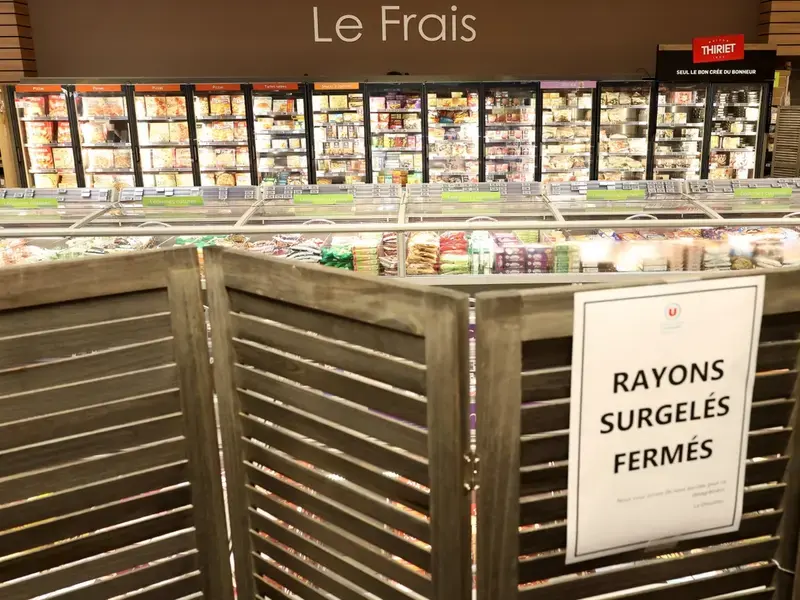 Qindra supermarkete në Francë goditen nga një sulm kibernetik