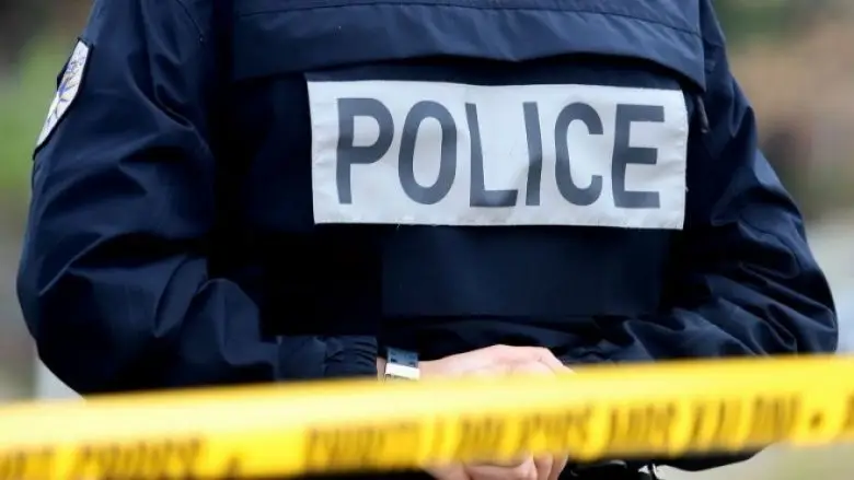 Vdes një person në Prevallë, iu keqësua gjendja derisa po shëtiste me familjarët