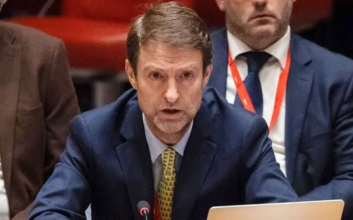 Shqipëria në krah të Arabisë Saudite, Hoxha: Shënjestrimi i civilëve, i pajustifikueshëm