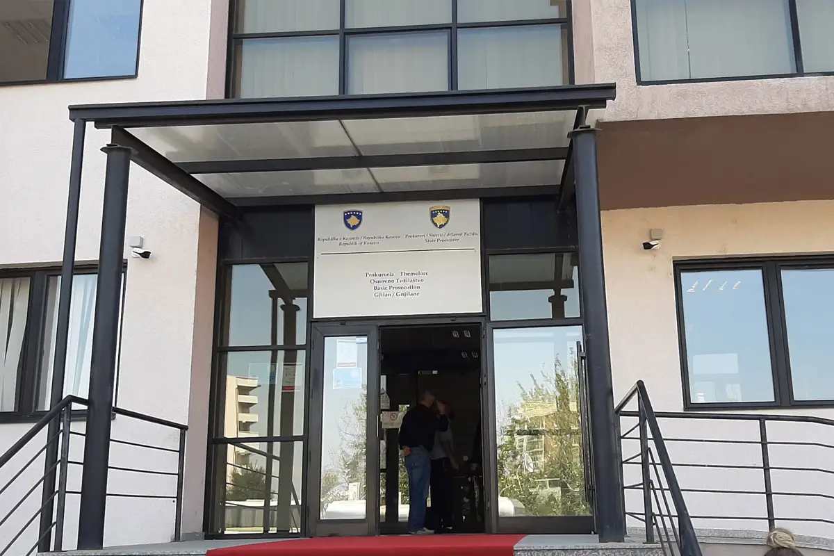 Kërkohet paraburgim për dy të dyshuar, sekuestrohen mbi 53 kilogramë marihuanë