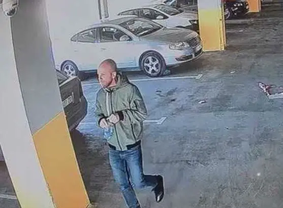 E njihni personin në foto? Lajmëroni policinë, po kërkohet për vjedhje