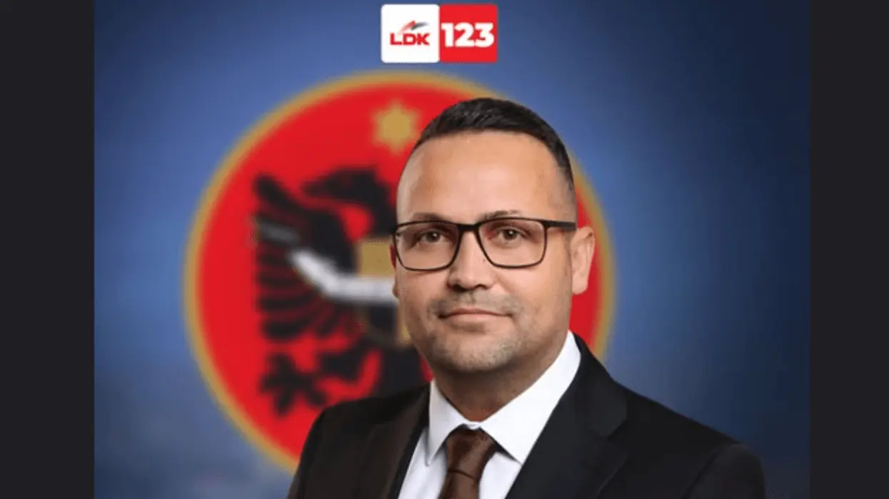 “Nëna ime sot më shumë se kurrë ka nevojë për përkujdesjen time”, Hysen Çekaj nuk kandidoi për zgjedhjet parlamentare