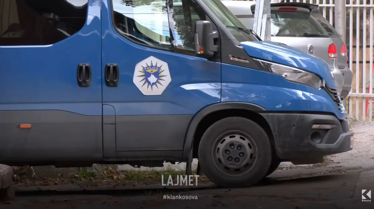 Alarmi në Leposaviq: E-maili nga Serbia evakuon 304 nxënës (VIDEO)