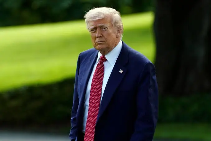 Trump thotë se SHBA-ja nuk e ka ndërprerë shkëmbimin e informacioneve me Ukrainën