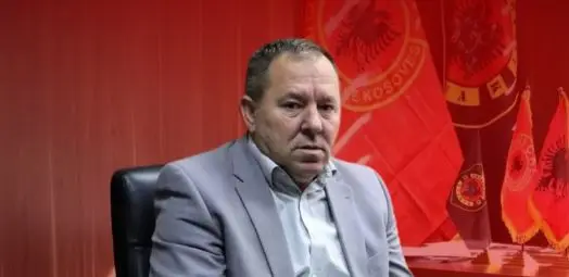 Gucati me dedikim prekës për vajzën e tij: Pusho në dritë, do mbetesh gjithmonë brenda meje!