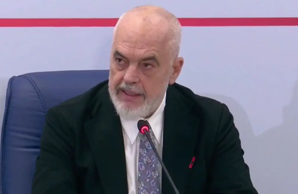Rama: Ky gur ndan anët e historisë, tregon ku mbaron e drejta e protestës
